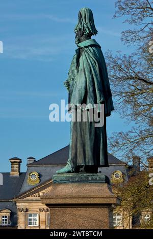 Monument to Emperor Wilhelm the Great at the Residential Palace, Bad Arolsen, Hesse, Germany Stock Photo