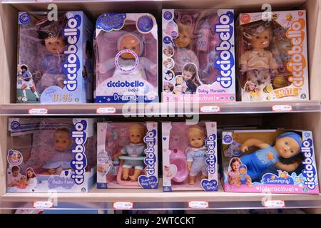 cicciobello-doll-boxes-on-