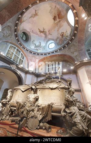 Vienna, Austria. Capuchin Crypt - The burial site of the Habsburgs in Vienna. Maria Theresa of Austria (born May 13, 1717 in Vienna; † November 29, 1780 there) was a princess from the House of Habsburg. The Archduchess of Austria and Queen of Hungary (with Croatia) and Bohemia, reigning from 1740 until her death Stock Photo