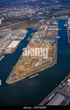 Luftbild, Duisport - Duisburger Hafen, Hafengebiet mit Ölinsel, Kohleninsel und Schrottinsel, Ruhrort, Duisburg, Ruhrgebiet, Nordrhein-Westfalen, Deutschland, Duisburg-N ACHTUNGxMINDESTHONORARx60xEURO *** Aerial view, Duisport Duisburg harbor, harbor area with oil island, coal island and scrap island, Ruhrort, Duisburg, Ruhr area, North Rhine-Westphalia, Germany, Duisburg N ACHTUNGxMINDESTHONORARx60xEURO Stock Photo