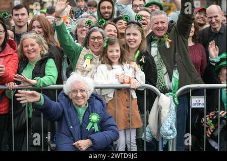 Bradford Street, Birmingham, March 17th 2024 - Thousands attended the 2024 St Patrick's Day parade in Birmingham city centre on Sunday. The first parade to be held in the city's Irish Quarter since the pandemic in 2019. Crowds flocked to see floats, dancers and many more. Much of the sightseers wore Irish flags and had their faces painted. The route is smaller than previous years due to construction work along the Midland Metro line through Digbeth. Credit: Stop Press Media/Alamy Live News Stock Photo