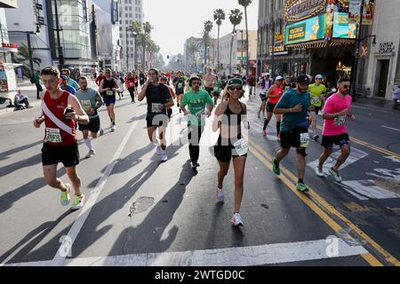 Los Angeles, USA. 18th Mar, 2024. A group of runners run along Hollywood Blvd in the 39th Los Angeles Marathon in Los Angeles, the United States, March 17, 2024. Credit: Xinhua/Alamy Live News Stock Photo