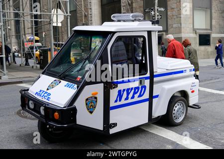 NYPD van parked on the side of the road, Manhattan, New York City, New York, USA, North America Stock Photo