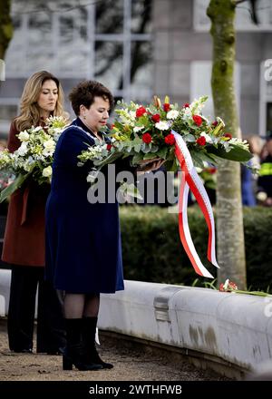 UTRECHT - Mayor Sharon Dijksma and Minister of Justice and Security Dilan Yesilgoz lay flowers during the commemoration of the tram attack of March 18, 2019. Four people were killed and several people were injured when Gökmen T. opened fire in and around a light rail on the 24 Oktoberplein. The commemoration will take place annually for the last time, from now on it will be commemorated every five years. ANP ROBIN VAN LONKHUIJSEN netherlands out - belgium out Stock Photo