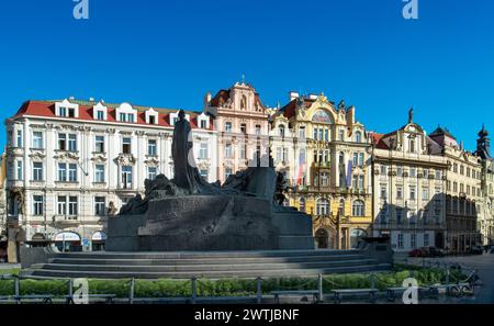 jan Hus Monument, Old Town Square, North Side, Ministerstvo pro mistni, Prague Czech Republic Stock Photo