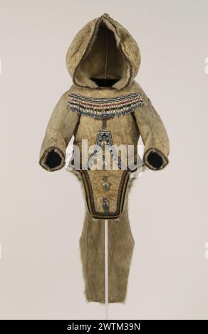 Inuit child in fur parka, Alaska Stock Photo - Alamy