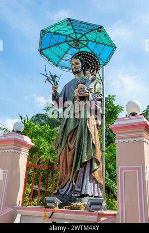 NEGOMBO, SRI LANKA: FEBRUARY 03, 2020: Sculpture of St. Joseph at the church of the same name. Negombo, Sri Lanka Stock Photo