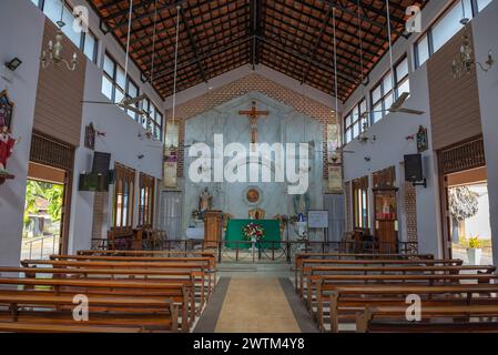 NEGOMBO, SRI LANKA: FEBRUARY 03, 2020: Interior of the ancient Church of St. Joseph. Negombo, Sri Lanka Stock Photo