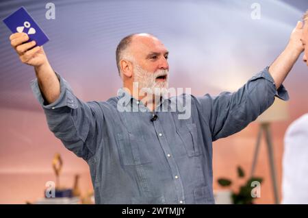 Miami, United States Of America. 17th Mar, 2024. DORAL, FL-MARCH 18: Chef José Andrés is seen on the set of Univision ‘Despierta America' morning show on March 1i8, 2024 in Doral, Florida. (Photo by Alberto E. Tamargo/Sipa USA) Credit: Sipa USA/Alamy Live News Stock Photo