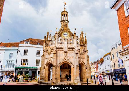 Chichester Cross, which is a type of buttercross familiar in old market towns, was built in 1501 as a covered marketplace, and stands at the intersect Stock Photo