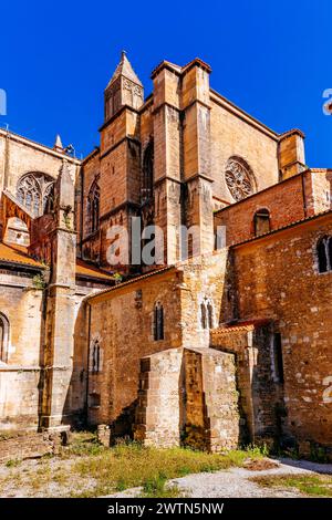 Pre-Romanesque buildings belonging to the episcopal offices. The Metropolitan Cathedral Basilica of the Holy Saviour or Cathedral of San Salvador. Ovi Stock Photo