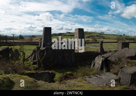 Surreal Concrete Structures of the old Golconda mine Lead Crushing Plant.  Harborough Rocks Derbyshire Peak District Stock Photo