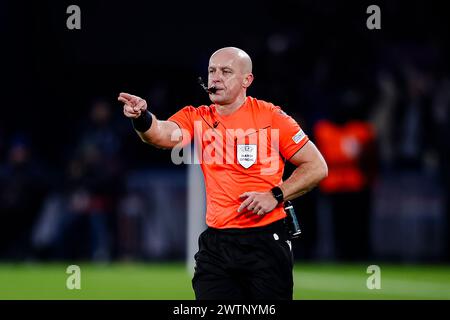 Paris, France. 28th Nov, 2023. Parc des Princes Referee Szymon Marciniak gestures during the UEFA Champions League Group Stage match between Paris Saint-Germain and Newcastle United FC at Parc des Princes on November 28, 2023 in Paris, France. (Photo by SPP) (Eurasia Sport Images/SPP) Credit: SPP Sport Press Photo. /Alamy Live News Stock Photo