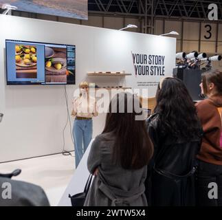 Birmingham, England, UK. Tuesday 19th March 2024. Demonstration at the Photography Show. Credit: Lu Parrott/Alamy Live News Stock Photo