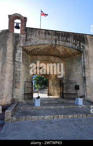 La Puerta del Conde, the historic fortified city gate of old town of Santo Domingo, Santo Domingo.Dominican Republic Stock Photo
