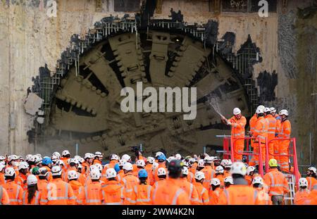 Boring Machine Cecelia Breaks Through Digging The Longest Tunnel In The Boring Machine Cecelia Breaks Through Digging The Longest Tunnel In The