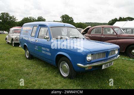 A CLASSIC MORRIS MARINA VAN AT A CLASSIC CAR SHOW Stock Photo