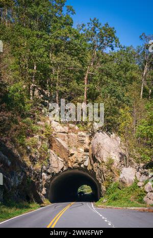 Mary's Rock Tunnel along Skyline Drive, Shenandoah National Park along the Blue Ridge Mountains in Virginia, USA Stock Photo