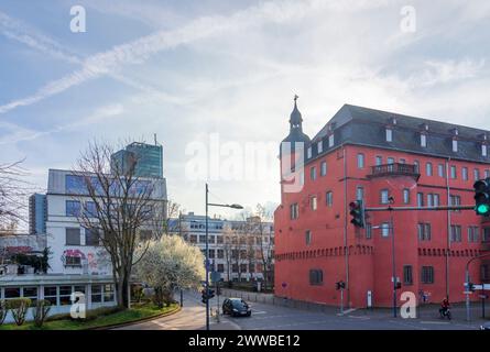 Offenbach am Main: Isenburger Schloss (Isenburg Castle), today Hochschule für Gestaltung (HfG) (College of Design) in Frankfurt Rhein-Main, Hessen, He Stock Photo