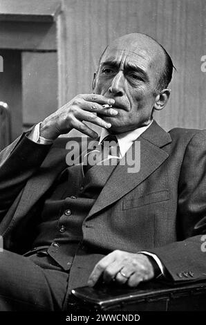 francisco comesana cigarette Argentine military, politician and journalist Francisco Manrique, during an  interview in Buenos Aires, August 7th, 1974 Stock Photo