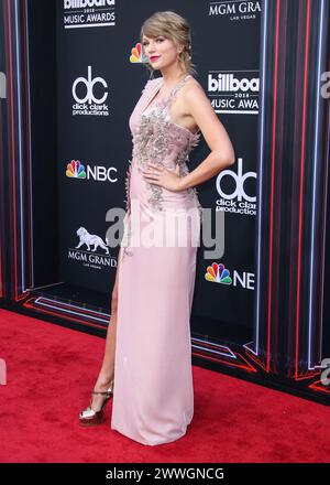 (FILE) ‘Taylor Swift: The Eras Tour' Breaks Disney+ Record as No. 1 Most-Streamed Music Film. LAS VEGAS, NEVADA, USA - MAY 20: American singer-songwriter Taylor Swift wearing a Versace dress, which took 800 hours to make arrives at the 2018 Billboard Music Awards held at the MGM Grand Garden Arena on May 20, 2018 in Las Vegas, Nevada, United States. (Photo by Xavier Collin/Image Press Agency) Stock Photo