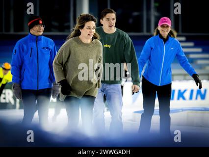 HEERENVEEN - Princess Annette with Lucas Maurits Pieter (2R) on the ice rink of Thialf during the kick-off of De Hollandse 100. The duathlon is held annually to raise money for research into the nature and treatment of lymphoma. ANP KOEN VAN WEEL netherlands out - belgium out Stock Photo