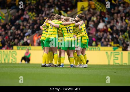 Norwich on Sunday 24th March 2024. Rachel Lawrence of Norwich City celebrates with teammates during the FA Women's National League Division One match between Norwich City Women and Queens Park Rangers at Carrow Road, Norwich on Sunday 24th March 2024. (Photo: David Watts | MI News) Credit: MI News & Sport /Alamy Live News Stock Photo