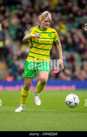 Norwich on Sunday 24th March 2024. Courtnay Ward Chambers of Norwich City on the ball during the FA Women's National League Division One match between Norwich City Women and Queens Park Rangers at Carrow Road, Norwich on Sunday 24th March 2024. (Photo: David Watts | MI News) Credit: MI News & Sport /Alamy Live News Stock Photo