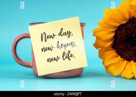 New day new hope new life text on a sticky note Stock Photo