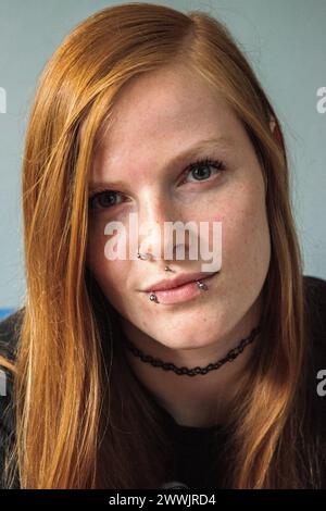 Portrait red haired woman Tilburg, Netherlands. Portrait and headshot of a young, red haired woman. MRYES Tilburg Studio Tuinstraat Noord-Brabant Nederland Copyright: xGuidoxKoppesx Stock Photo