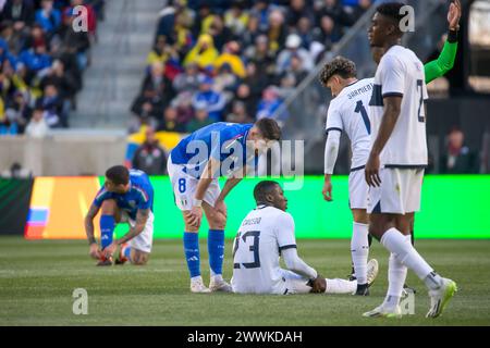 Harrison, United States. 24th Mar, 2024. Jorginho of Italy and Caicedo of Ecuador in an international friendly match at the Red Bull Arena in the city of Harrison in New Jersey in the United States this Sunday, 24th. Credit: Brazil Photo Press/Alamy Live News Stock Photo