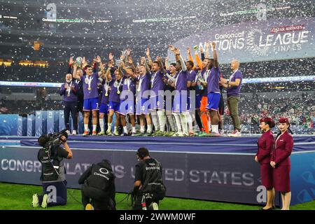 Arlington, Texas, USA. 24th Mar, 2024. The USMNT celebrate their Concacaf Nations League three-peat after defeating Mexico 2-0 in Sunday night's match at AT&T Stadium in Arlington, Texas. (Credit Image: © Brian McLean/ZUMA Press Wire) EDITORIAL USAGE ONLY! Not for Commercial USAGE! Credit: ZUMA Press, Inc./Alamy Live News Stock Photo