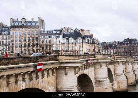 5th December 2023- The Pont Neuf, Paris. The Pont Neuf (New Bridge) is one of the most iconic bridges in Paris, France. Despite its name, which means Stock Photo