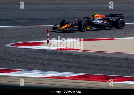 BAHRAIN INTERNATIONAL CIRCUIT, BAHRAIN - FEBRUARY 22: Sergio Perez, Red Bull Racing RB19 during the Bahrain Testing at Bahrain International Circuit on February 22, 2024 in Sakhir, Bahrain. (Photo by Michael Potts/BSR Agency) Stock Photo