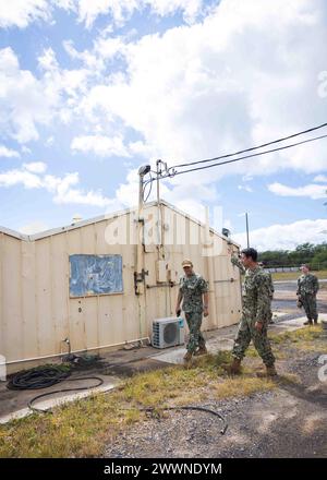 Capt. Ted Carlson, Navy Region Hawaii chief of staff, speaks with Sailors assigned to Mobile Diving and Salvage Unit ONE Detachment Explosive Ordnance Disposal Group (MDSU ONE DET EOD) during a site visit, Feb. 14, 2024. Commander Navy Region Hawaii is the regional coordinator for all shore-based naval personnel and shore activities in Hawaii - as well as the Navy’s representative to the Hawaii community.  Navy Stock Photo