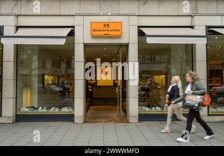 Budapester Schuhe, Kurfürstendamm, Charlottenburg, Berlin, Deutschland Stock Photo