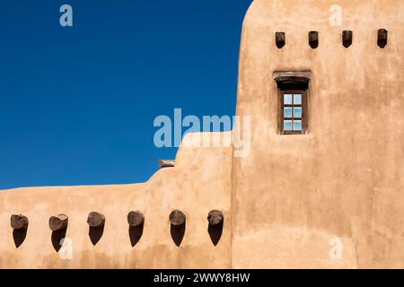 NM00671-00.....NEW MEXICO - Graphic detail of the New Mexico Museum of Art, Santa Fe. Stock Photo