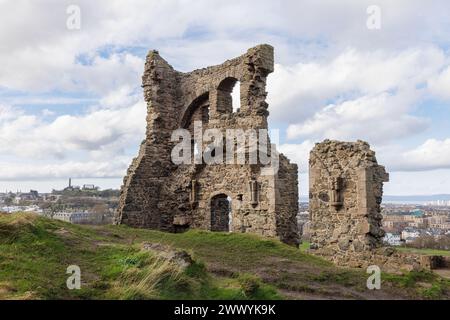 Edinburgh, Scotland, UK - March 2024: The remains of St. Anthony's Chapel a ruined building on a rocky outcrop near Arthur's Seat in Holyrood Park. Stock Photo