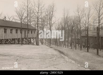 WAR PRISON BARRACKS #1, Fort McPherson, Ga. Inside view of portion of stockade. Building at the left is portion of the Prisoner of War Hospital; building at right is Prisoner of War workshop ca. 1918-1919 Stock Photo