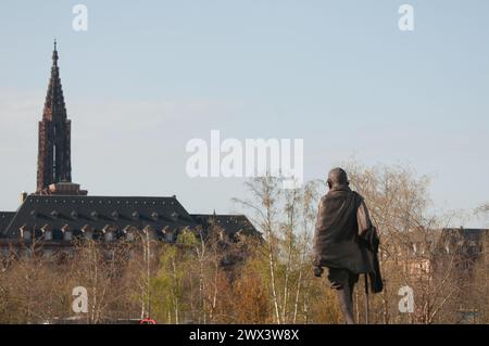 Strasbourg Rivetoile-Place de l'Etoile Strasbourg-Gandhi sculpture Stock Photo