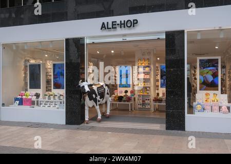 ALE-HOP is a European department stores' chain based in Valencia, Spain ...