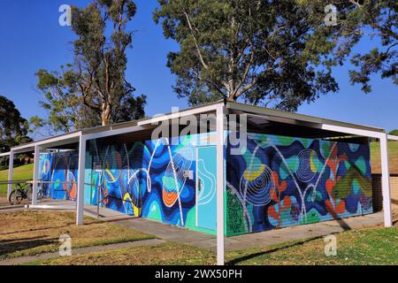 Perth: Colourful street art on public toilet block at Deep Water Point Reserve in Perth Stock Photo