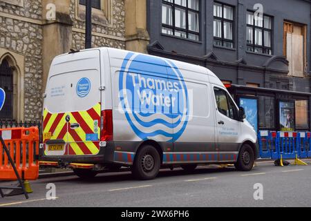 London, UK. 28th March 2024. A Thames Water van at a repair site in Central London as investors pull 500 million pounds in emergency funding, raising concerns for the future of the company. Credit: Vuk Valcic/Alamy Live News Stock Photo