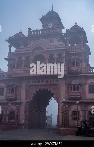 01 07 2009 The main gate of the  BAPS Swaminarayan Temple is known as Akshar Dwar.Swaminarayan.Temple Gondal Saurashtra Gujarat India.Asia. Stock Photo