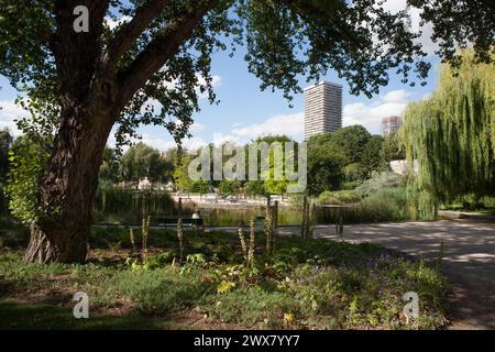 France, Ile de France region, Paris 13th arrondissement, parc kellerman, poterne des peupliers, Stock Photo