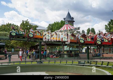 France, Île de France region, Bois de Boulogne, 16th arrondissement, Jardin d'Acclimatation, attractions Stock Photo