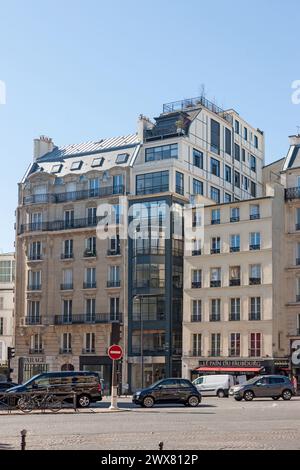 Paris, 8th arrondissement, rue du Faubourg Saint-Honoré, Stock Photo