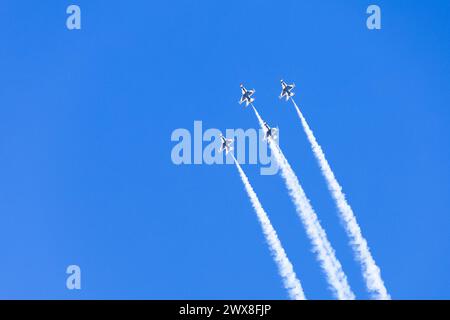 El Centro, Ca, USA. 1st Mar, 2024. March 01, 2024-El Centro, CA: Thunderbirds refine aerial maneuvers in spring training, showcasing Air Force excellence worldwide in precision and skillful formations. (Credit Image: © Kenneth Weisenberger Grindstone/ASP) EDITORIAL USAGE ONLY! Not for Commercial USAGE! Stock Photo