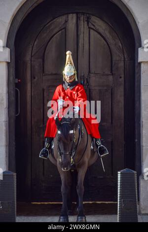 London, UK, 7th February 2022. A Household Cavalry guard on duty outside the Horse Guards Building, Whitehall. Credit: Vuk Valcic/Alamy Stock Photo