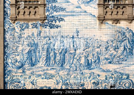 A detailed view of the exquisite blue and white azulejos tiles adorning the walls of Igreja do Carmo Church in Porto, Portugal Stock Photo